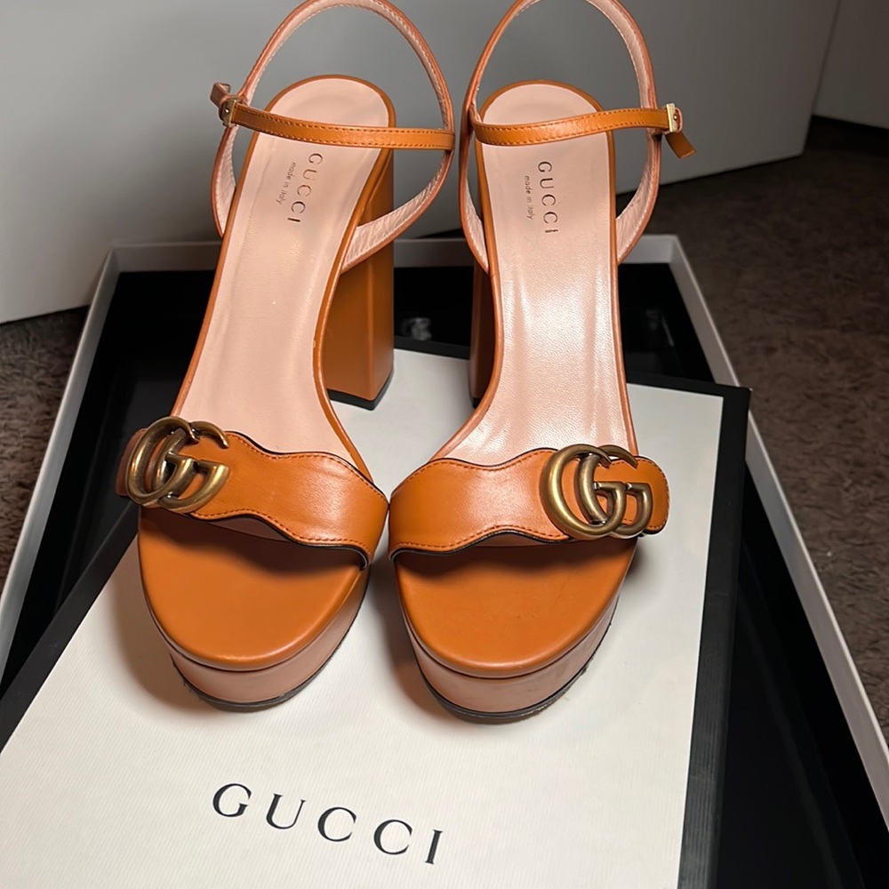 Gucci Leather Platform Lifford Heels